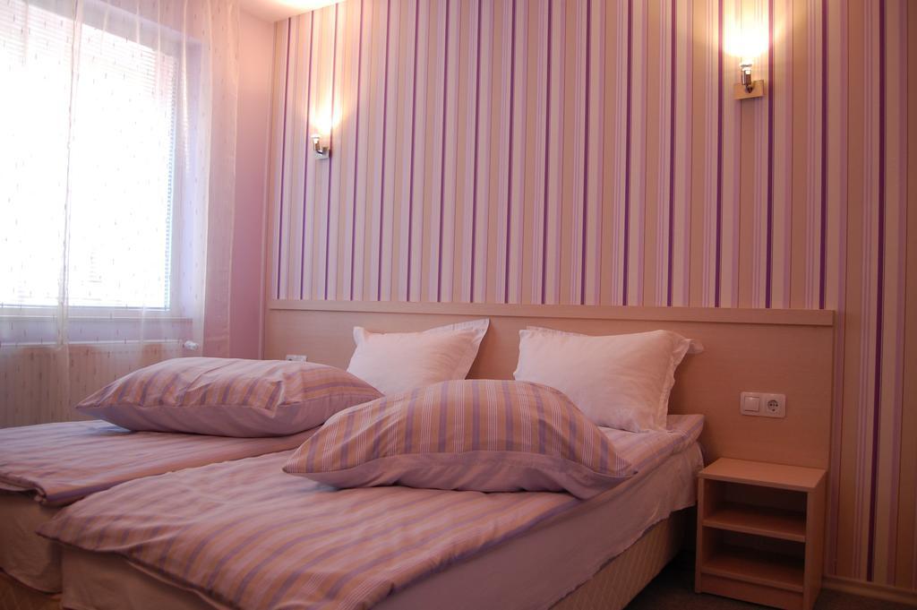 Rozovata Kashta Hotel Kjusztendil Kültér fotó